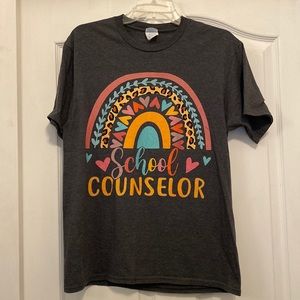 Size M School Counselor Rainbow Tee